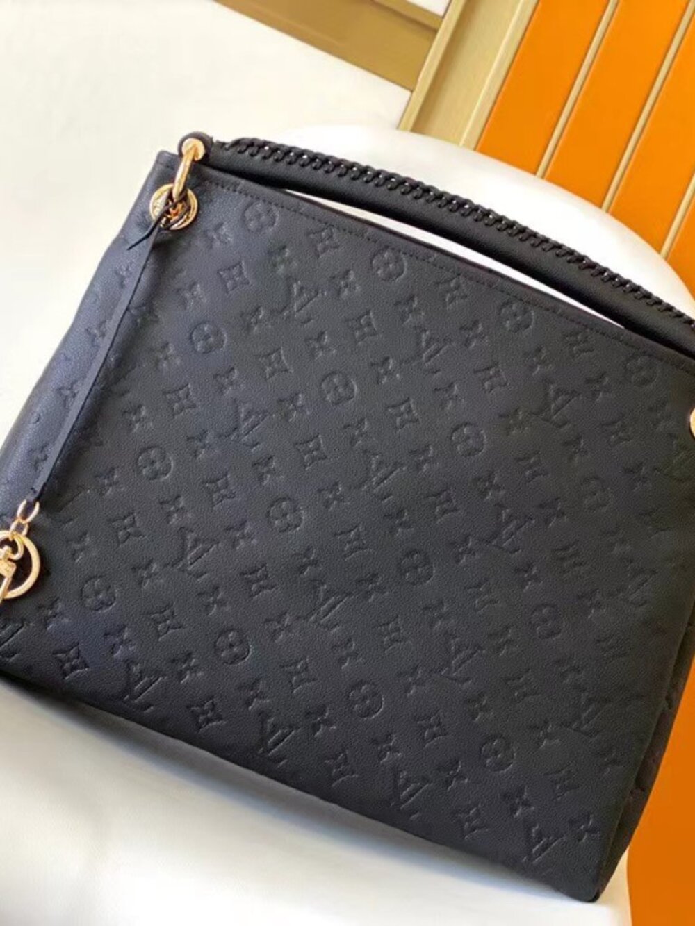 🤝Louis Vuitton Empreinte Artsy MM Shoulder Bag